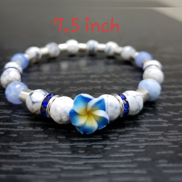NWT 6.5" Blue & white flower bracelet handmade - Picture 7 of 7